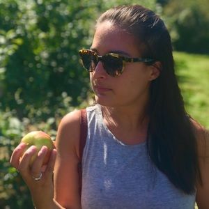 Meet your Posher, Lauren